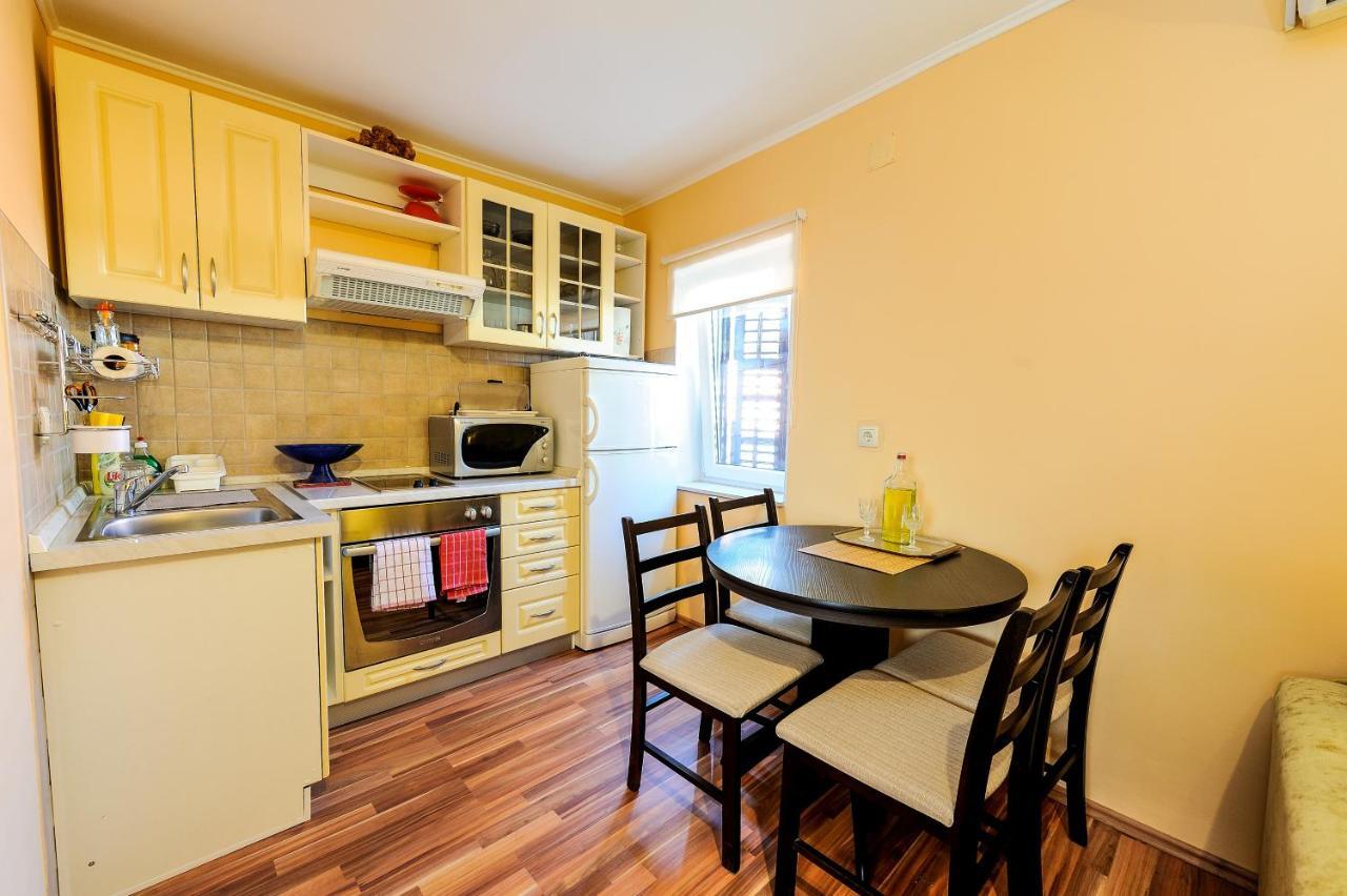 Apartments Kovacic_Grubisic Split Pokoj fotografie